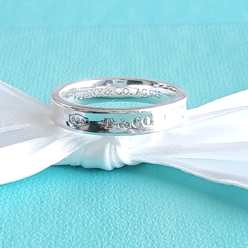 1837 narrow band ring